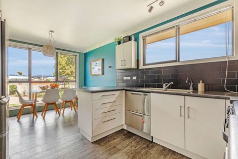 Photo of property in 53 Puriri Crescent, Edgecumbe, 3120