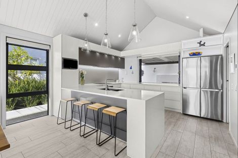 Photo of property in 333 Wakefield Quay, Stepneyville, Nelson, 7010