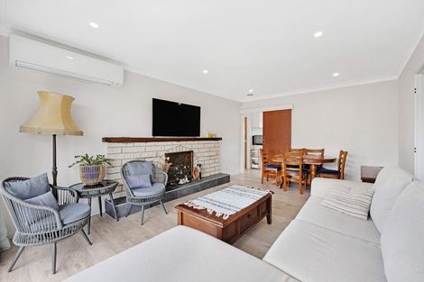 Photo of property in 78 Botany Road, Botany Downs, Auckland, 2010