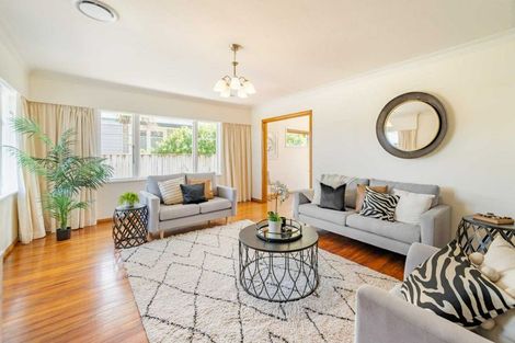 Photo of property in 28 Kashmir Avenue, Clouston Park, Upper Hutt, 5018