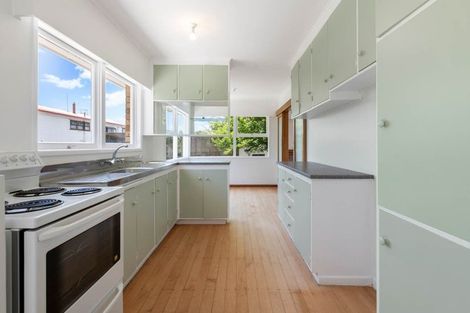 Photo of property in 62 Ferguson Street, Manurewa East, Auckland, 2102