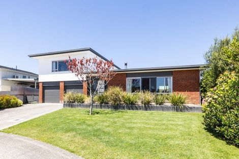 Photo of property in 6 Somerset Place, Taradale, Napier, 4112