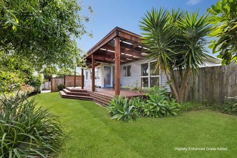 Photo of property in 40b Fitzroy Road, Fitzroy, New Plymouth, 4312