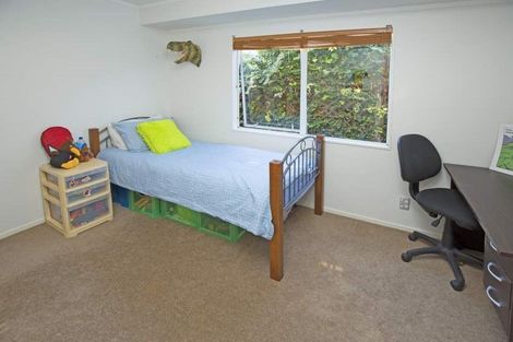 Photo of property in 1312 Whangaparaoa Road, Army Bay, Whangaparaoa, 0930