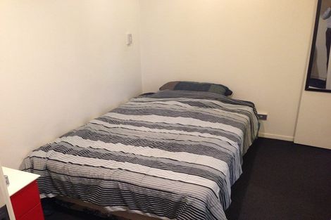 Photo of property in Alpha Apartments, 505/17 Vogel Lane, Auckland Central, Auckland, 1010