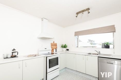 Photo of property in 10 Northwood Close, Woodridge, Wellington, 6037