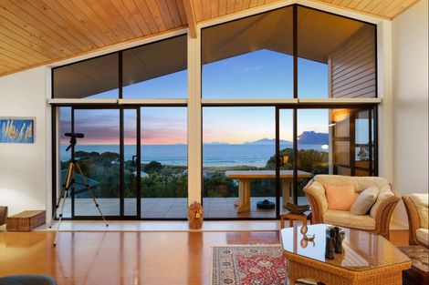 Photo of property in 12 Wairahi Road, Langs Beach, Waipu, 0582