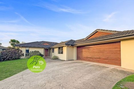 Photo of property in 8 Nielsen Gardens, Rototuna, Hamilton, 3210