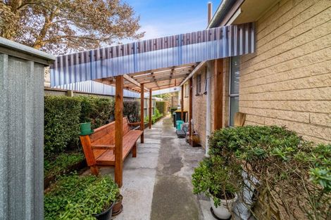 Photo of property in 5 Mckellar Place, Hornby, Christchurch, 8042