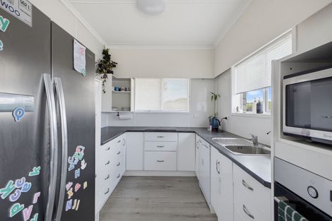 Photo of property in 131 Tiromoana Road, Maata, Eltham, 4398