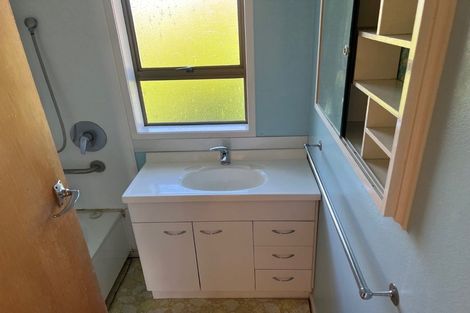 Photo of property in 5 Ngarimu Street, Havelock North, 4130