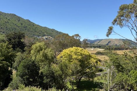 Photo of property in 52 Greenhill Road, Waikanae, 5391