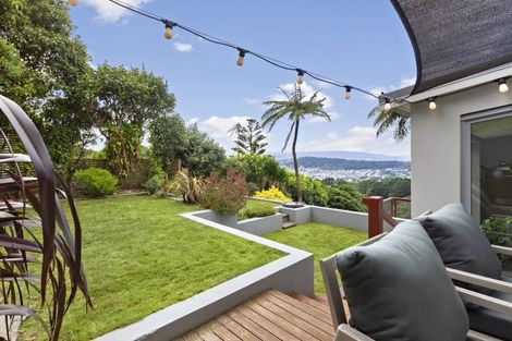 Photo of property in 31 Highbury Crescent, Highbury, Wellington, 6012