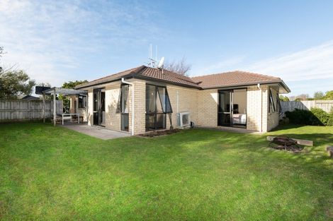 Photo of property in 32 Roxbury Place, Papamoa Beach, Papamoa, 3118