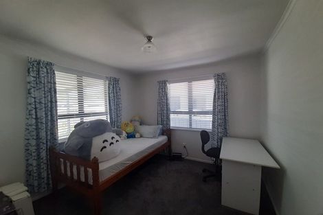 Photo of property in 1 Alan Avenue, Henderson, Auckland, 0610