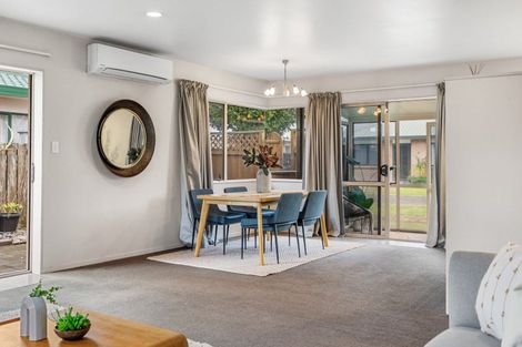 Photo of property in 72 Evans Road, Papamoa Beach, Papamoa, 3118