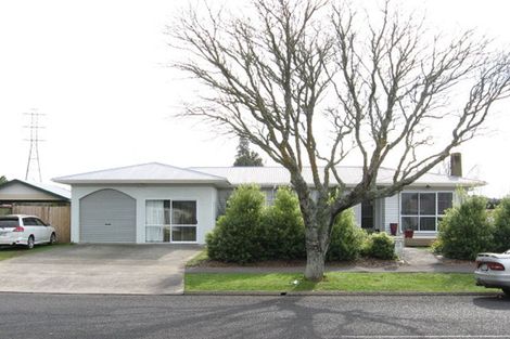 Photo of property in 21 Nevada Road, Silverdale, Hamilton, 3216