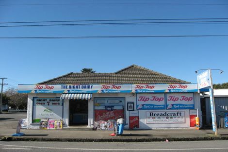 Photo of property in 299b High Street South, Carterton, 5713