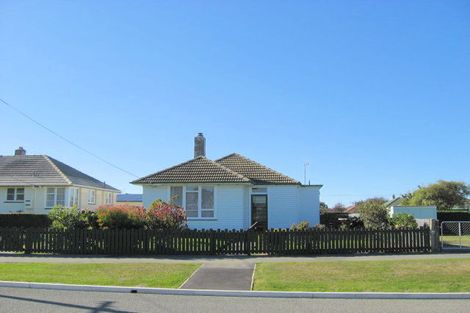 Photo of property in 4 Harlech Street, Oamaru North, Oamaru, 9400