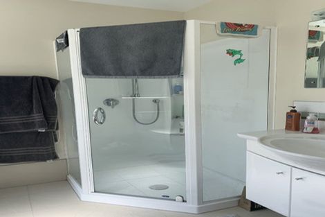 Photo of property in 11 Hartway Grove, Coatesville, 0792