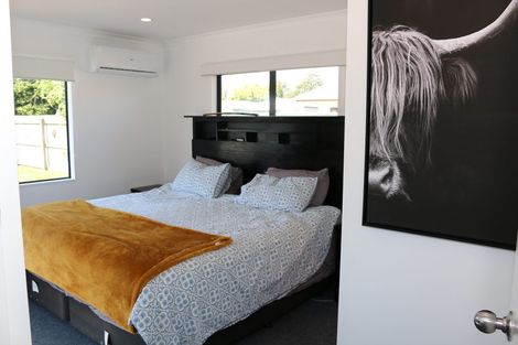 Photo of property in 35 Sherwill Street, Feilding, 4702