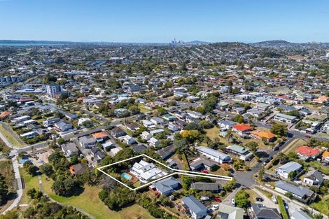 Photo of property in 9 Acton Place, Avondale, Auckland, 0600