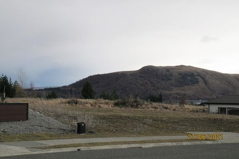 Photo of property in 28 Mistake Drive, Lake Tekapo, 7999