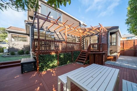 Photo of property in 12 Longmont Terrace, Churton Park, Wellington, 6037