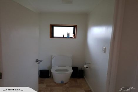 Photo of property in 2/15 Witheford Drive, Bayview, Auckland, 0629