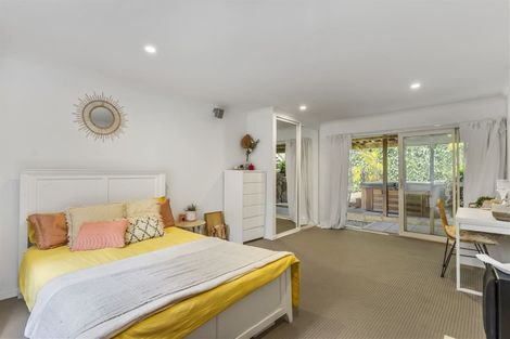 Photo of property in 3 Bevyn Street, Castor Bay, Auckland, 0620