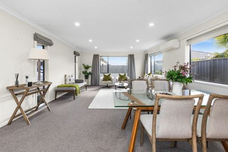 Photo of property in 12 Portland Place, Poraiti, Napier, 4112