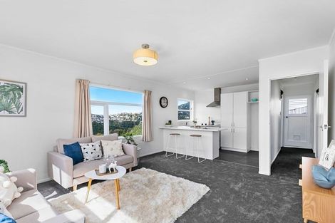 Photo of property in 2/27 Winston Street, Crofton Downs, Wellington, 6035