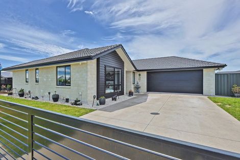 Photo of property in Lyndhurst Road, Frimley, Hastings, 4120