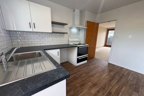 Photo of property in 4/38 North Avon Road, Richmond, Christchurch, 8013