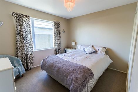 Photo of property in 67a Coopers Road, Dallington, Christchurch, 8061