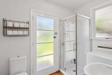 Photo of property in 7a Hona Street, Waikanae Beach, Waikanae, 5036