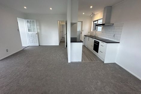 Photo of property in 1/166 Fisher Parade, Farm Cove, Auckland, 2012