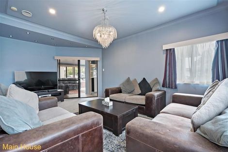 Photo of property in 39 Churchill Avenue, Manurewa, Auckland, 2102