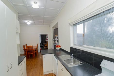 Photo of property in 92 Roy Street, Palmerston North, 4410