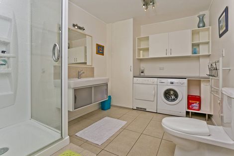 Photo of property in 32 Hobson Road, Lucas Heights, Auckland, 0632