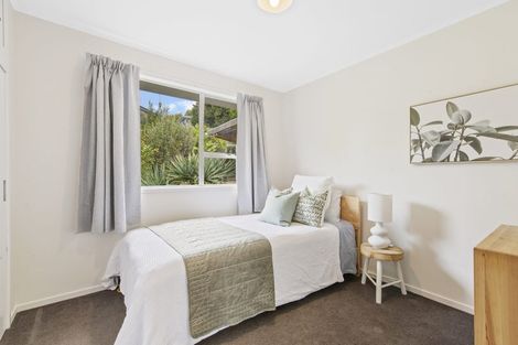 Photo of property in 94 Salamanca Road, Sunnynook, Auckland, 0620