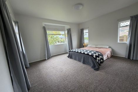 Photo of property in 805 Grove Road, Mayfair, Hastings, 4122