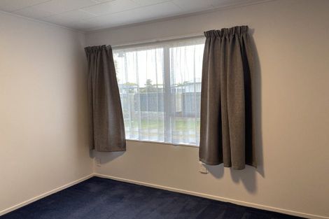 Photo of property in 17 Kirkcaldy Crescent, Flaxmere, Hastings, 4120