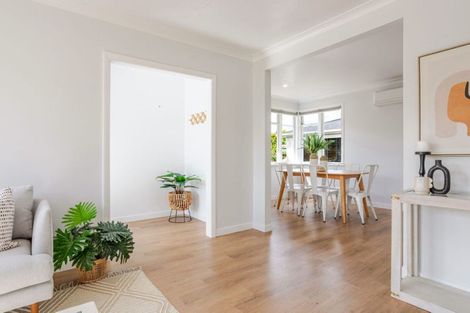 Photo of property in 43 Swinburn Street, Dannevirke, 4930