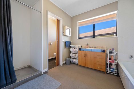 Photo of property in 15 Orchard Street, Clyde, 9330