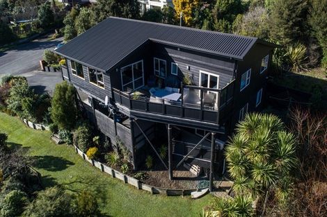 Photo of property in 9 Matai Place, Waikawa, Picton, 7220