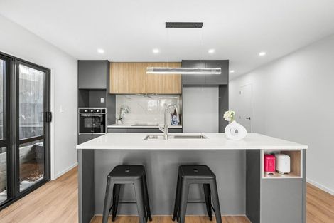 Photo of property in 12 Nanjing Road, Pukekohe, 2120