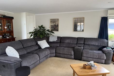 Photo of property in 2 Smylie Close, Ohauiti, Tauranga, 3112