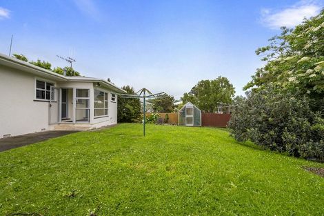 Photo of property in 24 Kent Crescent, Awapuni, Palmerston North, 4412