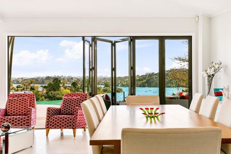 Photo of property in 33 Marae Road, Greenhithe, Auckland, 0632